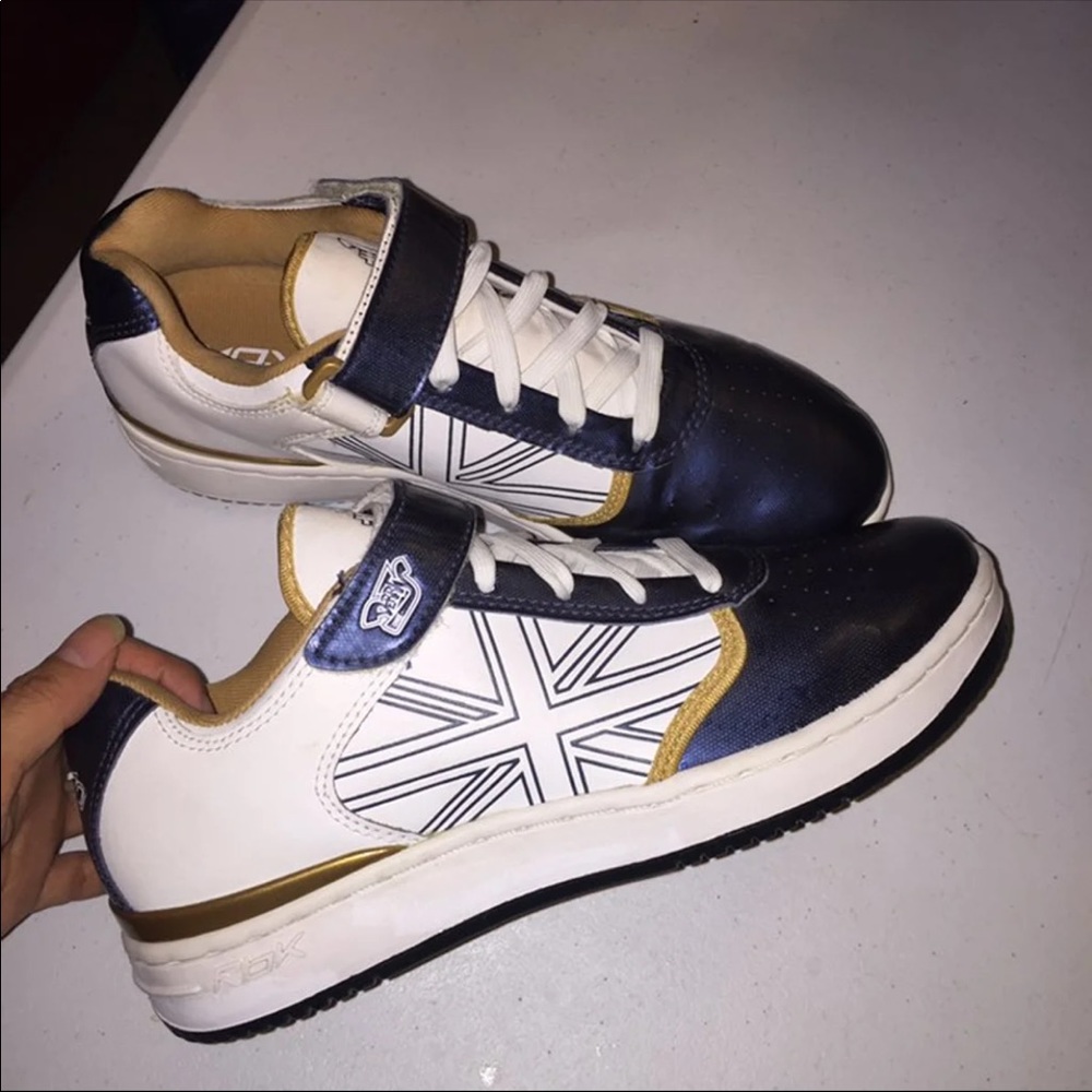 Reebok Derrty One